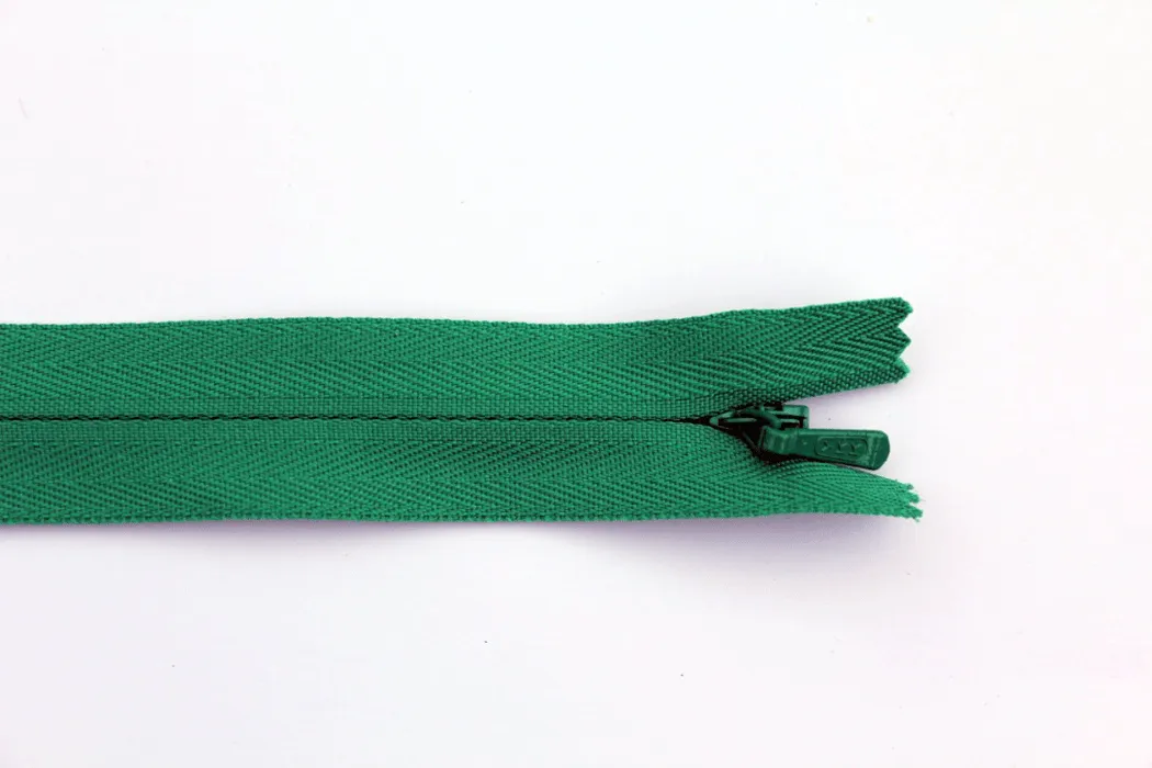 20cm/8" Concealed Zip - Dark Mint 036