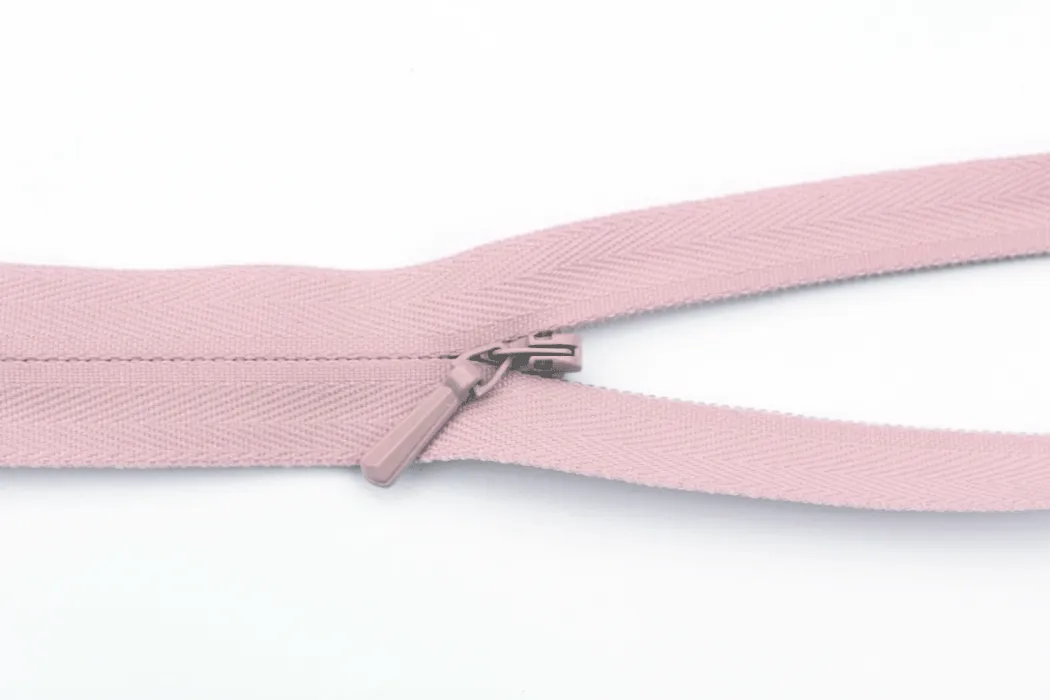 20cm/8" Concealed Zip - Pink 512
