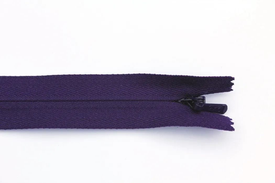 20cm/8" Concealed Zip - Purple 866
