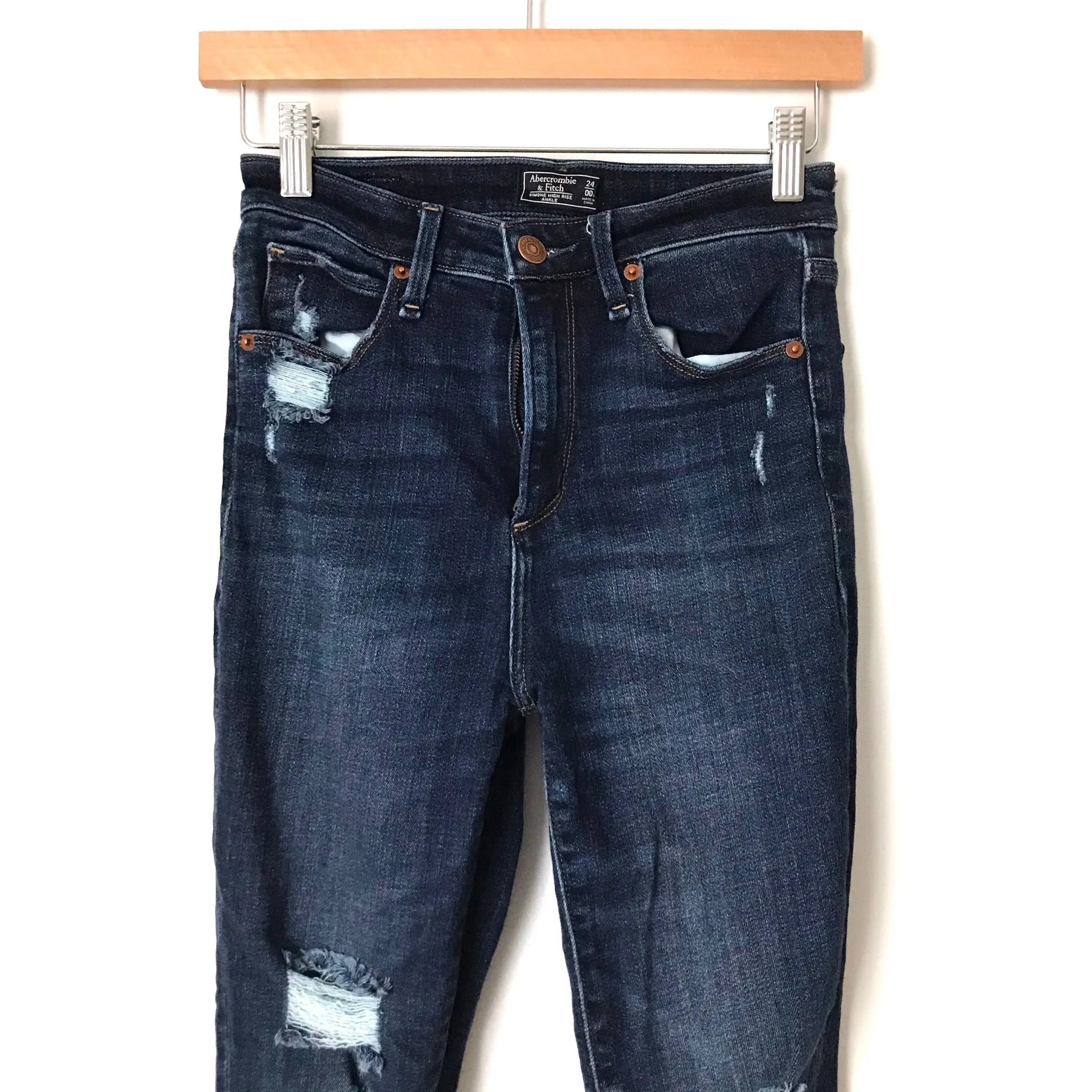 Abercrombie & Fitch Simone High Rise Ankle Distressed Jeans- Size 00 (Inseam 23")