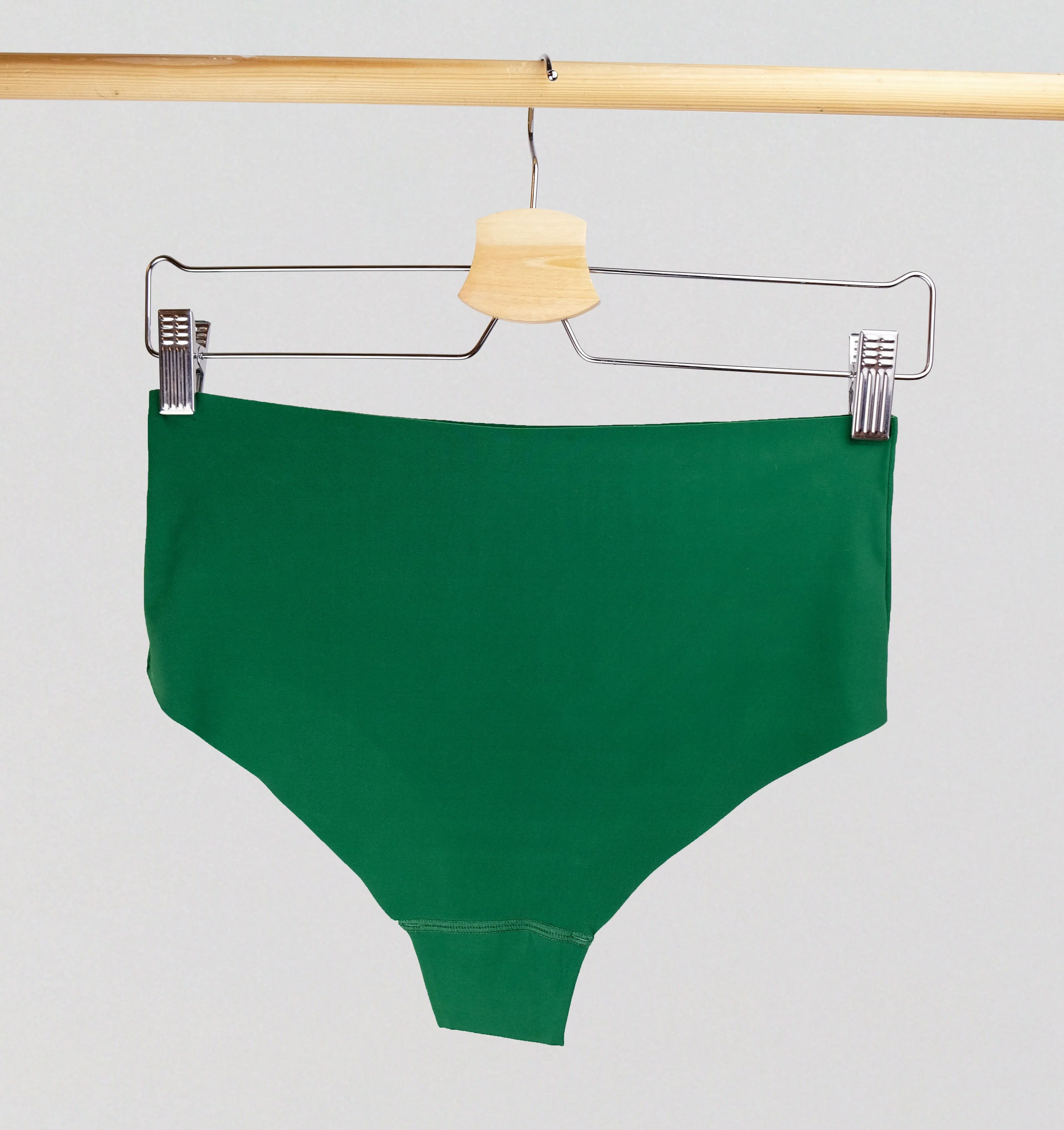 Body contour seamless mid rise brief [Forest Green]
