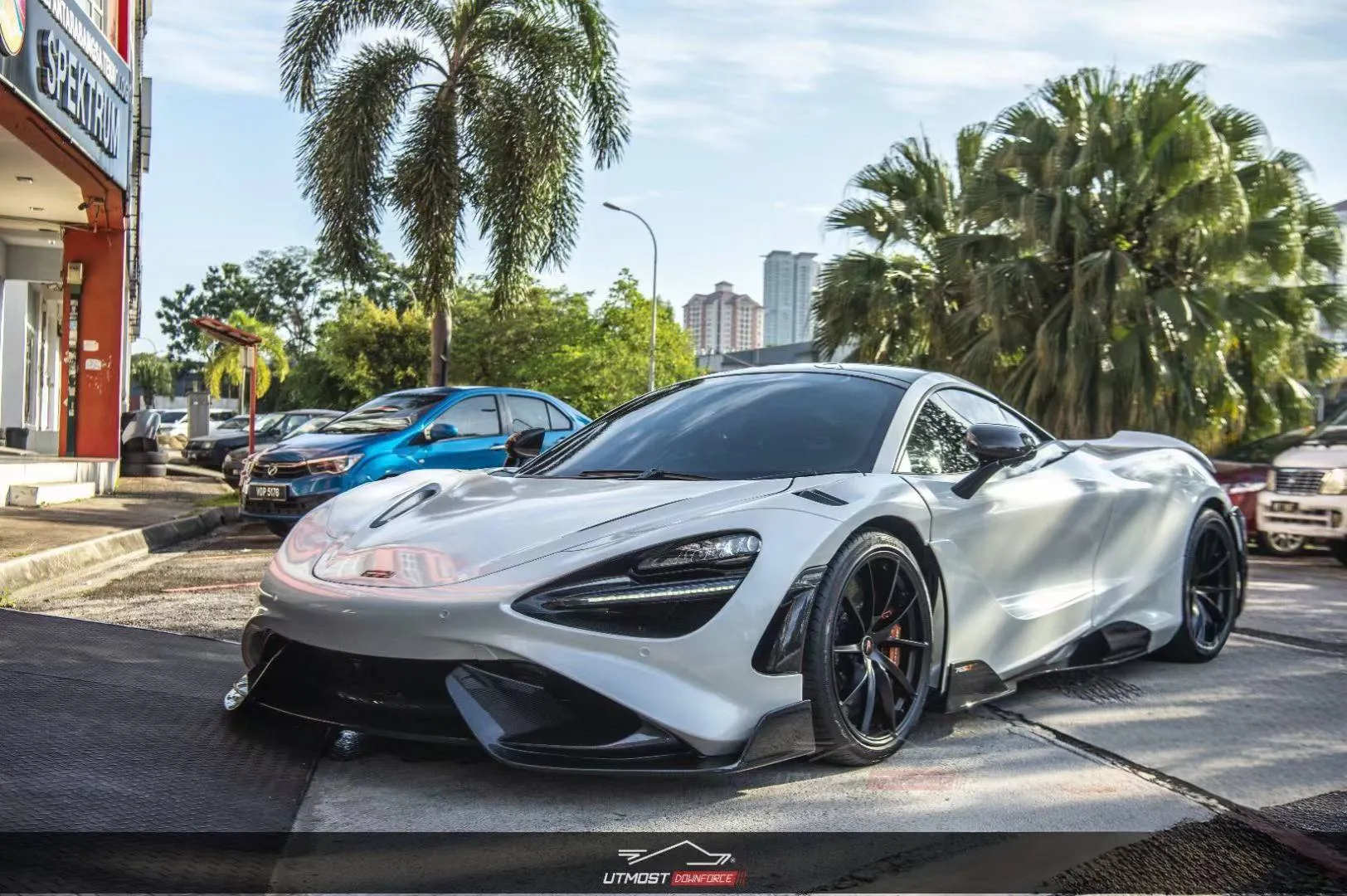 CMST Tuning 765lt Conversion Side Skirts for McLaren 720s 765LT 750s Carbon Fiber / FRP