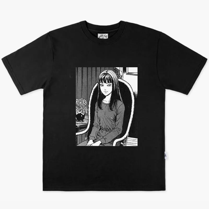 Horror Aesthetic Junji Ito Tomie Sitting and Staring T-Shirt