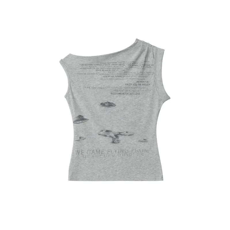 Irregular shoulder T-shirt