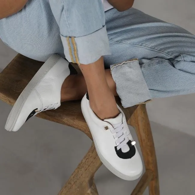 Sneaker with Removable Footbed in White -12187