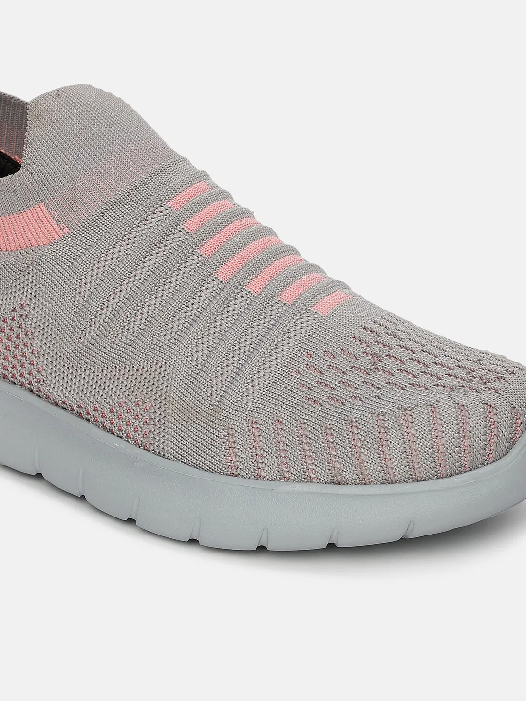 Women Lightweight Slip-On Sneakers